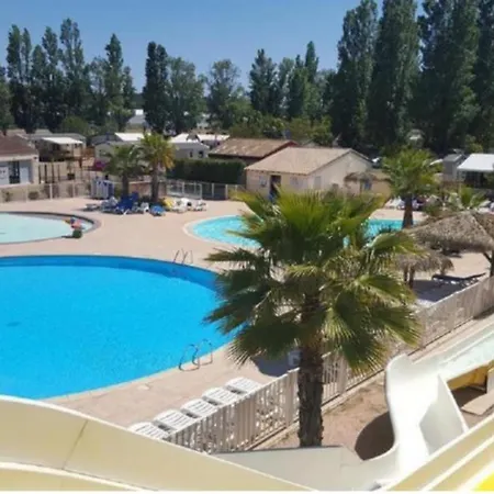 Camping Le Montourey Azur 78